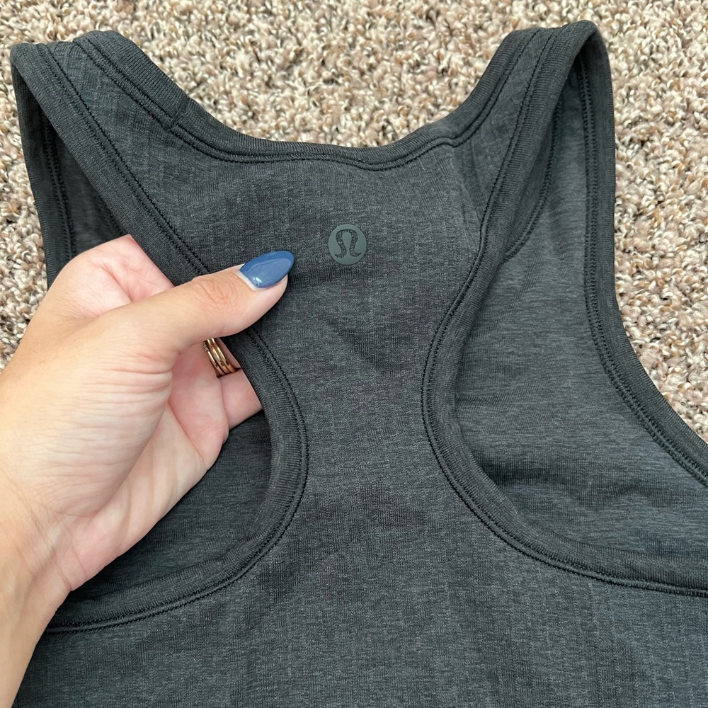Lululemon Tank Size 6